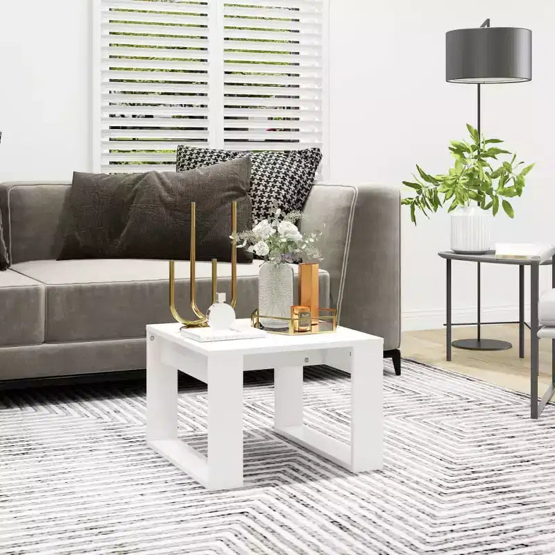 Clihome Modern Oak Side Table, Elegant Compact Square Accent Table for Living Room and Bedroom Decor